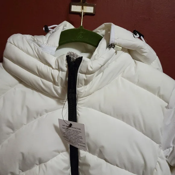 Calvin Klein Infinite Stretch White Jacket Size PXL - Picture 12 of 16